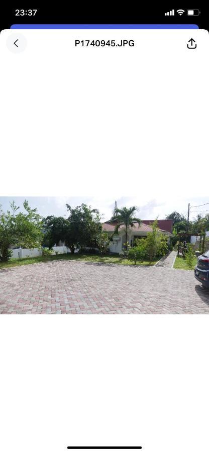 Готель Ogumka, Self Catering , Beoliere, Mahe Вікторія Екстер'єр фото