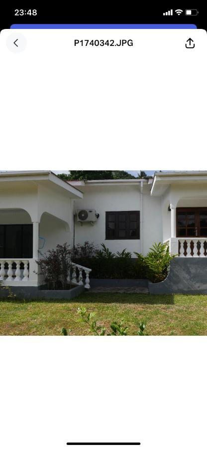 Готель Ogumka, Self Catering , Beoliere, Mahe Вікторія Екстер'єр фото