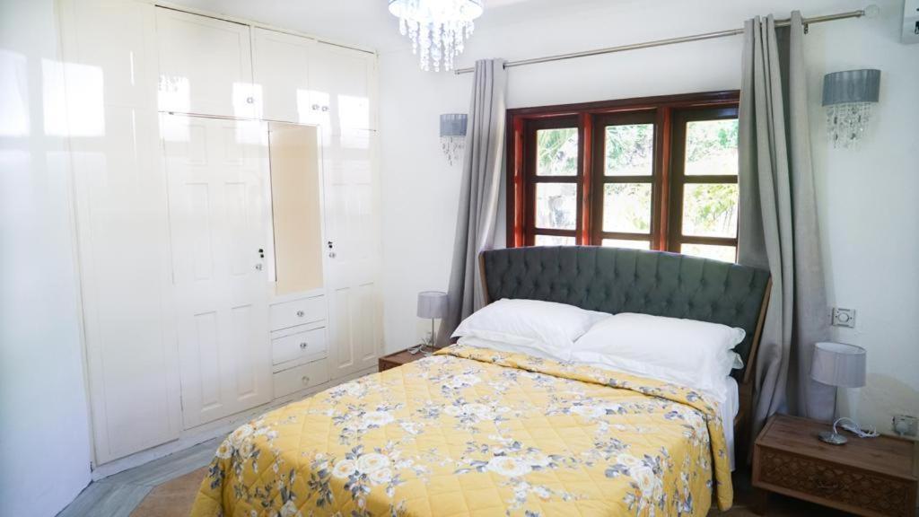 Готель Ogumka, Self Catering , Beoliere, Mahe Вікторія Екстер'єр фото